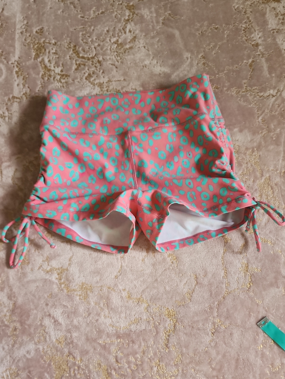 MUSCLE NATION | Women Shorts
